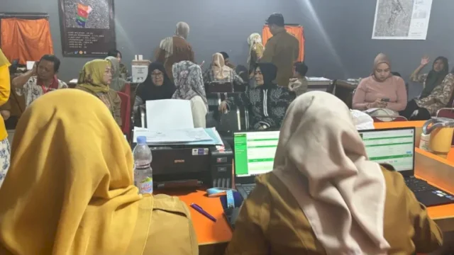 Warga Bonto Makkio Antusias Sambut Layanan Jemput Bola Disdukcapil Makassar