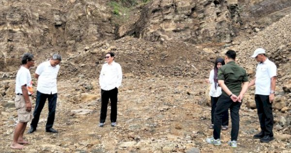 Tindak Lanjut Instruksi Bupati, DLH Barru Telusuri Penyebab Gangguan Aliran Air