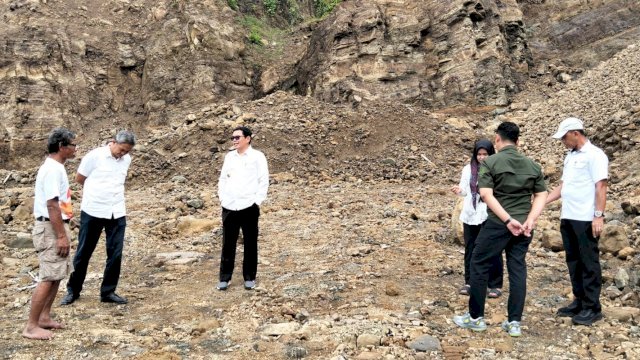 Tindak Lanjut Instruksi Bupati, DLH Barru Telusuri Penyebab Gangguan Aliran Air