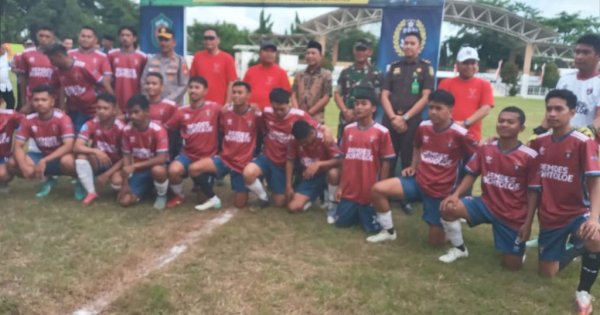 Daeng Manye Buka Turnamen Sepak Bola Bupati Takalar Cup I, Diikuti 18 Tim