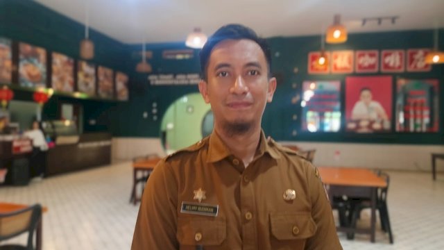 Kepala Dinas Lingkungan Hidup Kota Makassar Helmy Budiman