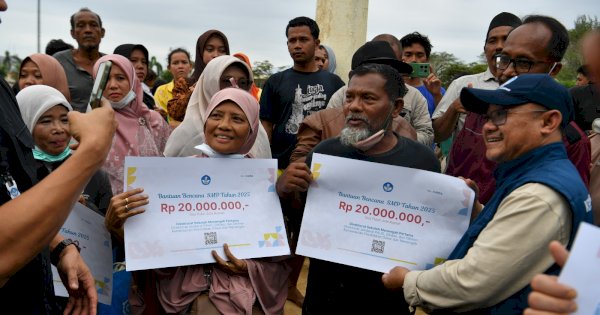 Mendikdasmen Salurkan Langsung Bantuan ke Sekolah Terdampak Banjir di Aceh Tamiang