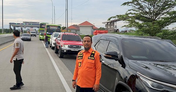 Gubernur Sulsel Turun Langsung Salurkan Bantuan untuk Korban Banjir di Aceh Tamiang