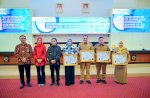 Wagub Sulsel Terima Penghargaan BKKBN atas Dukungan Bangga Kencana