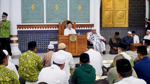 JK Ajak Masjid Jadi Pusat Kebangkitan Sosial dan Ekonomi Aceh