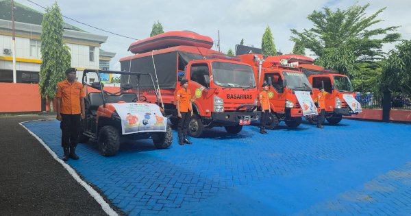 Basarnas Makassar Gelar Pasukan dan Peralatan Siaga Natal-Tahun Baru