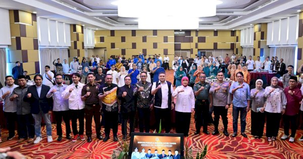 Sekretariat DPRD Makassar Gelar Diskusi Publik Akhir Tahun, “Membaca Isu, Respon Aspirasi”