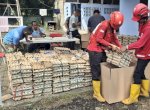 PMI Kembali Kirim 100 Ribu Telur Asin Untuk Pengungsi Banjir di Sumatera dan Aceh