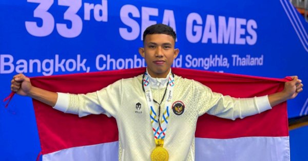 Raih Medali Emas SEA Games Thailand, Atlet Kickboxing Riyan Jefri Persembahkan Kado Natal Untuk Keluarga