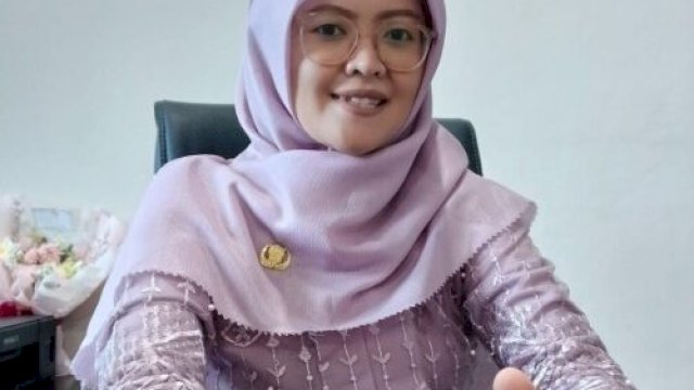 {"remix_data":[],"remix_entry_point":"challenges","source_tags":[],"origin":"unknown","total_draw_time":0,"total_draw_actions":0,"layers_used":0,"brushes_used":0,"photos_added":0,"total_editor_actions":{},"tools_used":{"resize":1,"transform":1},"is_sticker":false,"edited_since_last_sticker_save":true,"containsFTESticker":false}