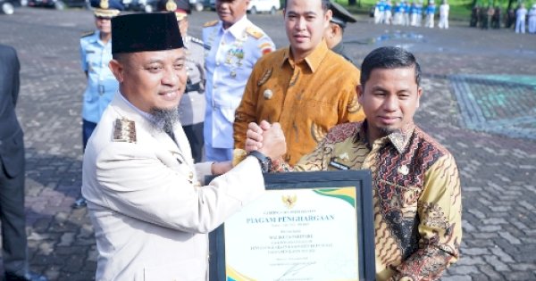 Pemkot Parepare Terima Penghargaan Kota Sehat di HKN ke-61