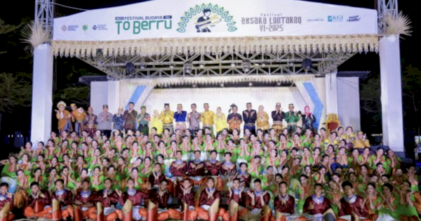 Bupati Andi Ina Dorong Pelestarian Budaya Lewat Festival Toberu XIV dan Aksara Lontara VI