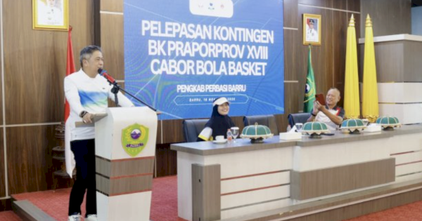 Wakil Bupati Abustan Lepas Kontingen Basket Barru Menuju Praporprov XVIII Sulsel