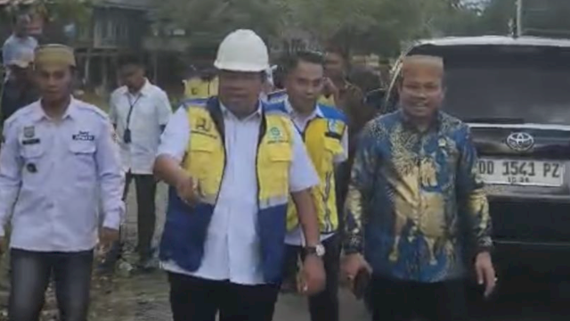 Bupati Takalar Tinjau Ruas Jalan di Desa Balangtanaya Polongbangkeng Timur