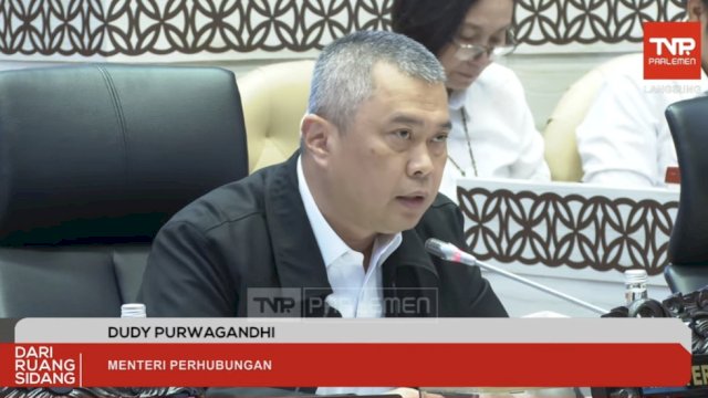 Menteri Perhubungan (Menhub) Dudy Purwagandhi 