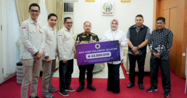 Wagub Sulsel Terima Donasi PHRI untuk Korban Bencana Sumatra