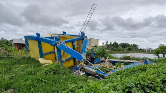 Menara Air Pamsimas Senilai Rp300 Juta Ambruk, Pemkab Maros Turunkan Tim Tekhnis