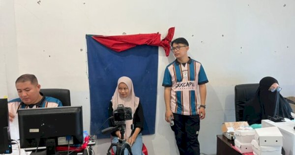 IKD Masuk Pulau, Disdukcapil Makassar Dorong Warga Barrang Lompo Beralih ke Identitas Digital