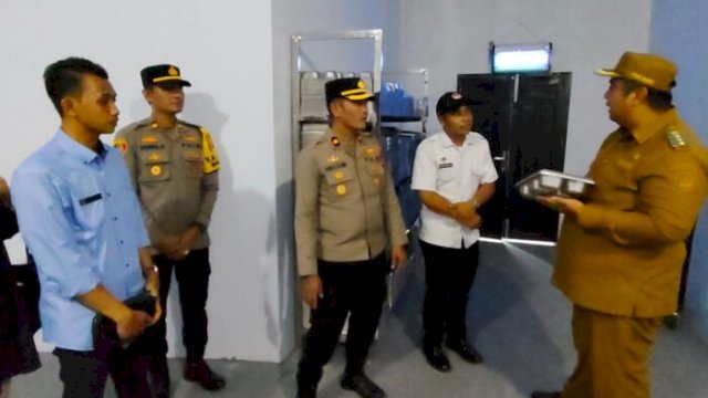 Bupati Maros Chaidir Syam Ingatkan Jaga SOP Bagi 28 SPPG di Maros