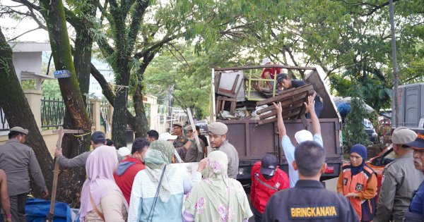 Pemkot Makassar Tertibkan PK5 di Jalan Pajjaiang, Sediakan Relokasi ke GOR Sudiang dan Terminal Daya