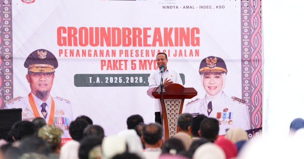 Gubernur Sulsel Ground Breaking Jalan Paket 5 MYP Rp383 Miliar di Poros Tanabatue-Palattae Bone
