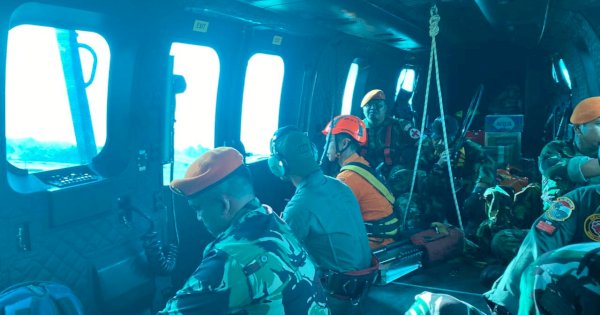 Gubernur Sulsel Pastikan Seluruh Unsur SAR Dikerahkan Cari Pesawat ATR 400 Yang Hilang Kontak 