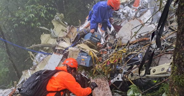 Potongan Tubuh Korban Ketiga Pesawat ATR Ditemukan Tim SAR Gabungan