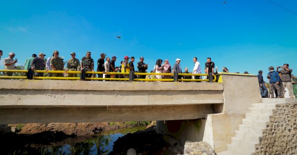 Gubernur Sulsel Resmikan Jembatan Sungai Balampangi, Penghubung Sinjai-Bulukumba