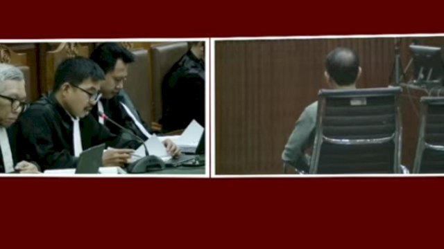 Sidang pembacaan surat dakwaan di Pengadilan Tindak Pidana Korupsi (Tipikor) terkait kasus korupsi pengadaan laptop Chromebook dan Chrome Device Management (CDM) di lingkungan Kemendikbudristek pada tahun 2019&ndash;2022 yang menjerat Mantan Menteri Pendidikan, Kebudayaan, Riset, dan Teknologi (Mendikbudristek) Nadiem Anwar Makarim di Pengadilan Negeri Jakarta Pusat (PN Jakpus), Senin (5/1/2026). 