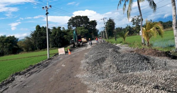 Warga Pinrang Sambut Antusias Perbaikan Rekonstruksi Ruas Paleteang–Malimpung–Batas Enrekang