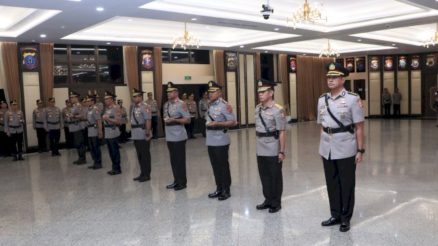 Daftar Sejumlah Pejabat Utama dan Kapolri Dirotasi dan Promosi Jabatan