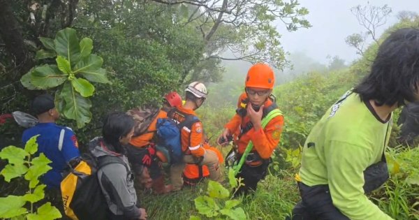 Menhub Apresiasi Kerja Tim SAR Gabungan saat Tinjau Langsung Evakuasi Pesawat ATR 42-500