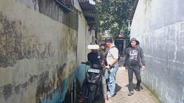Rugikan Korban Rp75 Juta, Resmob Polsek Mamajang Ringkus Pelaku Pembobol Rumah