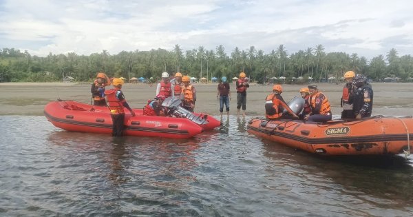 Update Operasi SAR Hari Ke-4 Pencarian Nelayan Jatuh di Perairan Taka Limpoge Sinjai 