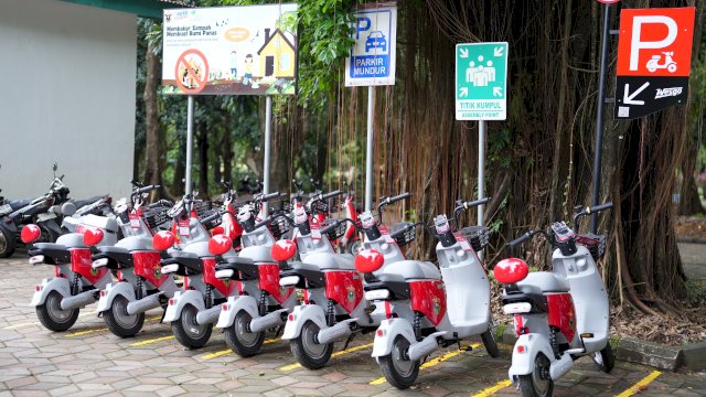 Perkuat Green Campus, Unhas Operasiksan 600 Unit Sepeda Listrik