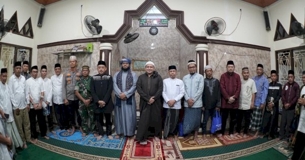 Sebulan Penuh, Wali Kota Makassar Sapa Warga Lewat Subuh dan Tarawih Keliling