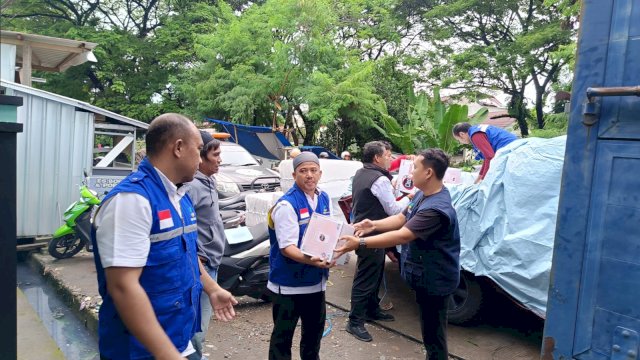 Banjir Landa Sejumlah Wilayah Makassar, Gubernur Sulsel Kerahkan Tim Tagana dan Dinsos