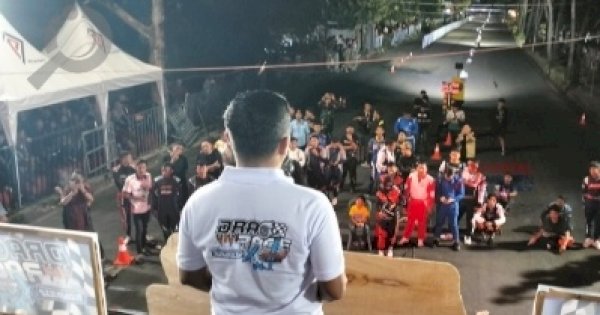 Wali Kota Tasming Resmi Buka Drag Race X, 800 Starter Ramaikan Pantai Sumpang Parepare