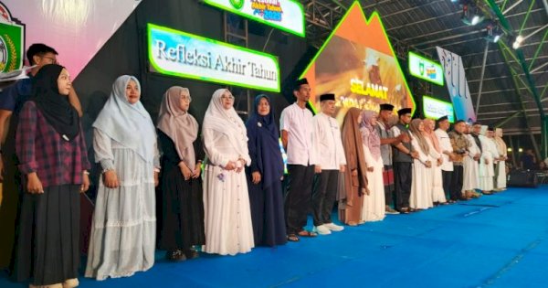 Wali Kota Tasming dan Wawali Hermanto Bangga Serahkan Penghargaan Pemenang Penghargaan Lomba Inovasi Daerah 2025