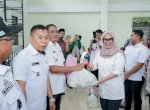 Pemkab Barru dan Baznas Salurkan 5.000 Paket Bantuan Logistik Ramadan
