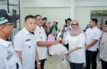 Pemkab Barru dan Baznas Salurkan 5.000 Paket Bantuan Logistik Ramadan