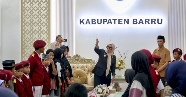 Bupati Barru Ungkapkan Rasa Bangga Saat Silaturahmi dengan Siswa Sekolah Rakyat