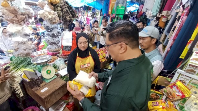 Satgas Pangan Tinjau Pasar Pa’Baeng-Baeng, Pedagang Diminta Patuhi Harga Acuan
