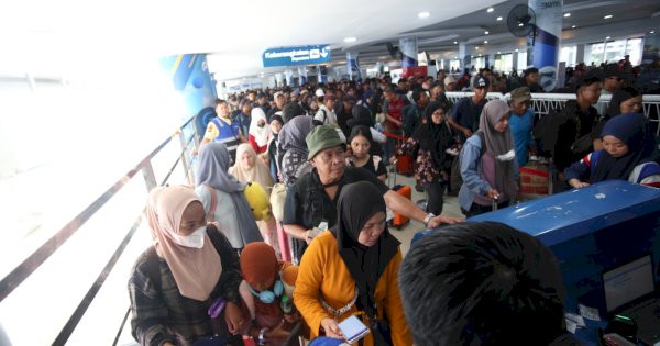 Arus Mudik Pelindo Regional 4 Tumbuh 8,25%, 611 Kapal Layani 413.953 Penumpang