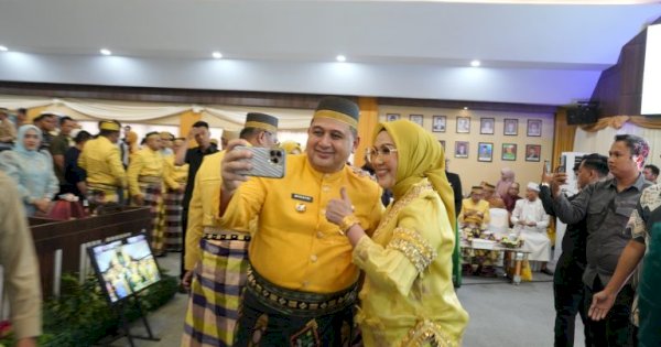 Wali Kota Munafri Hadiri Puncak HUT ke-66 Barru, Borong Produk UMKM Lokal