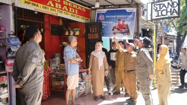 27 Lapak PKL di Kecamatan Tallo Ditertibkan