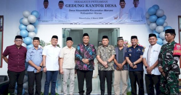 Tingkatkan Layanan di Desa, Bupati Maros Resmikan Kantor Desa Nisombalia