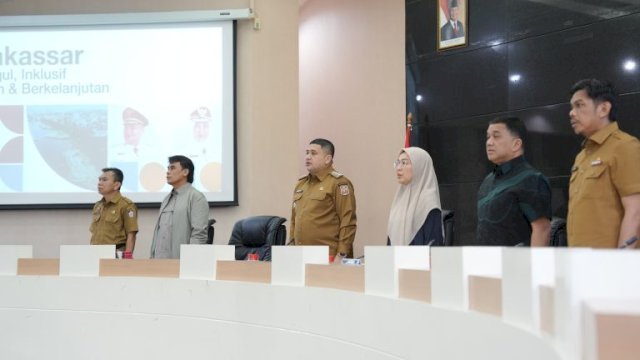 Munafri Minta Camat-Lurah Atur Ulang Waktu Angkut Sampah di Makassar