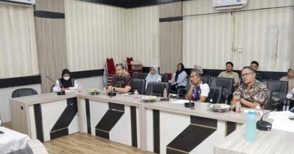 Maksimalkan 67 Ribu Hektare Hutan, Pemkab Barru Jajaki Peluang Perdagangan Karbon
