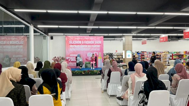 CitraCosmetic berkolaborasi dengan Glad2Glow menggelar kegiatan Talkshow & Demo Beauty bertema &ldquo;Inspirasi Cantik ala Kartini&rdquo; yang berlangsung di CitraCosmetic & Swalayan Perintis pada 25 April 2026.